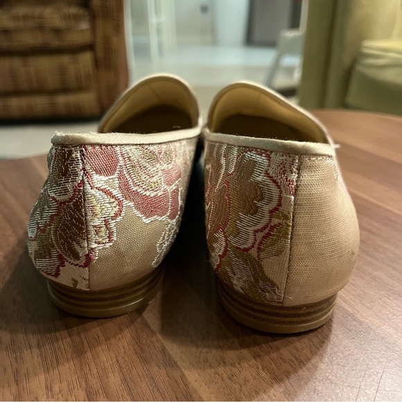 Nine West Xena Closed Toe Slip On Loafers boho flats gold embroidered - Picture 6 of 7